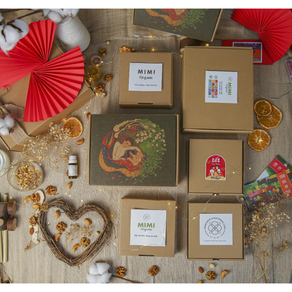 Set quà: “Chăm sóc” Mimi Organic món quà từ tự nhiên an toàn, mềm mại, kháng khuẩn.